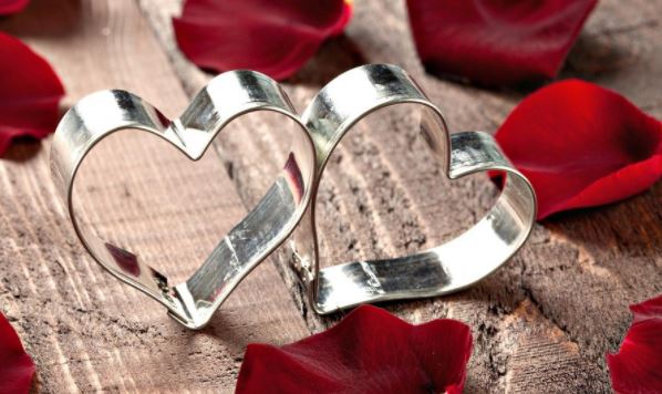 Facebook Romantic Valentine Gifts