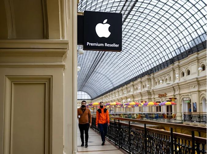 Russia fines Apple $12 million for reportedly abusing its App Store dominance