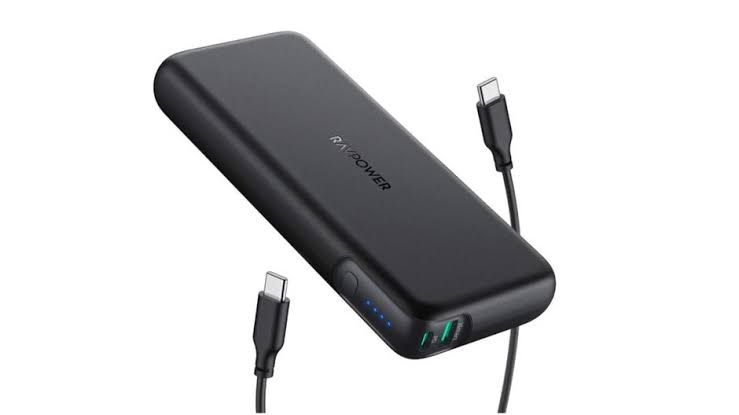 Best Power Bank for iPhone 13
